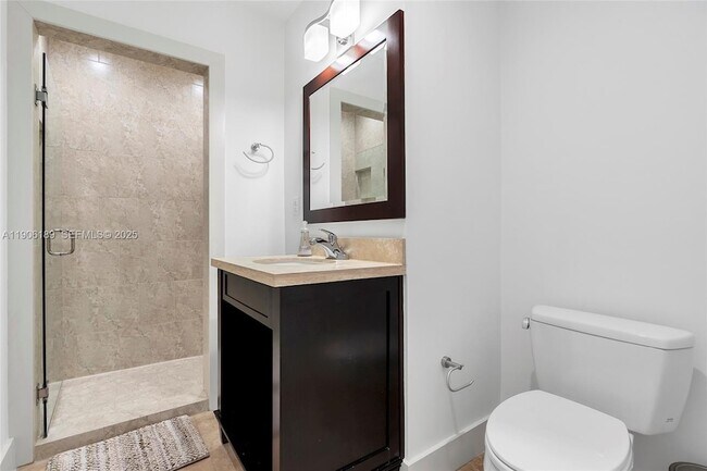 Building Photo - 415 Rovino Ave