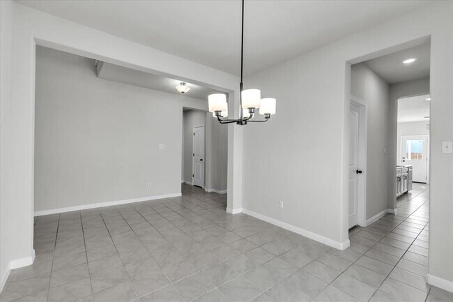 Building Photo - 19321 Hartwell Dr