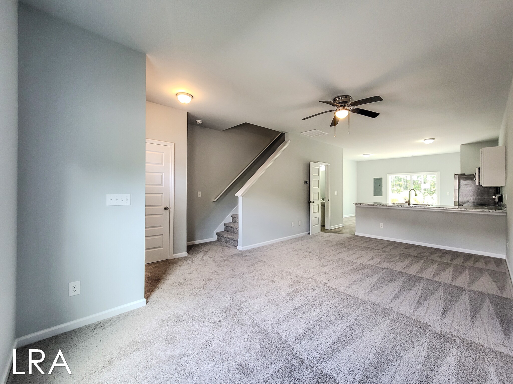 Building Photo - 185 Buckhorn Ave