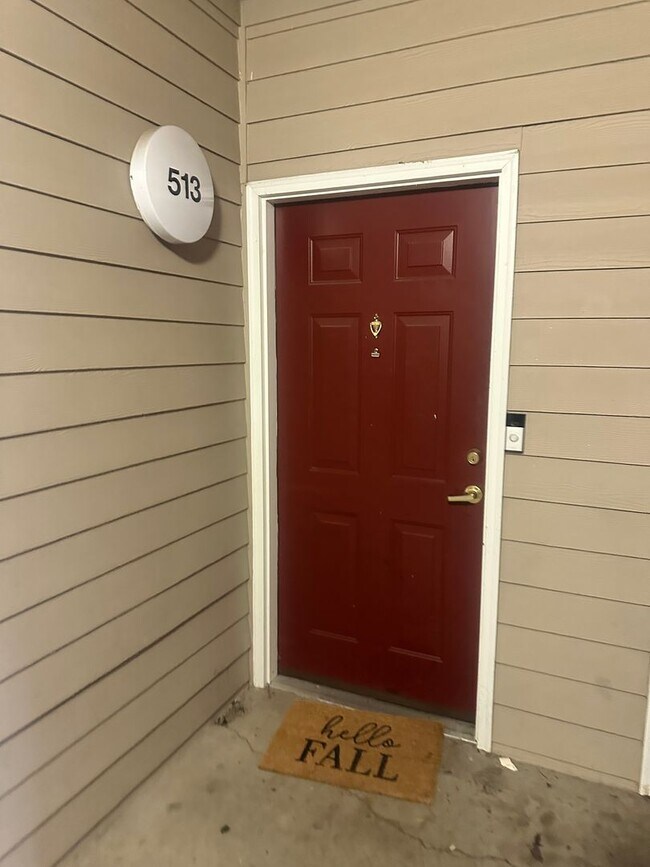 Building Photo - 4 Bedroom, 4 Bathrooms at The Edge at Reno