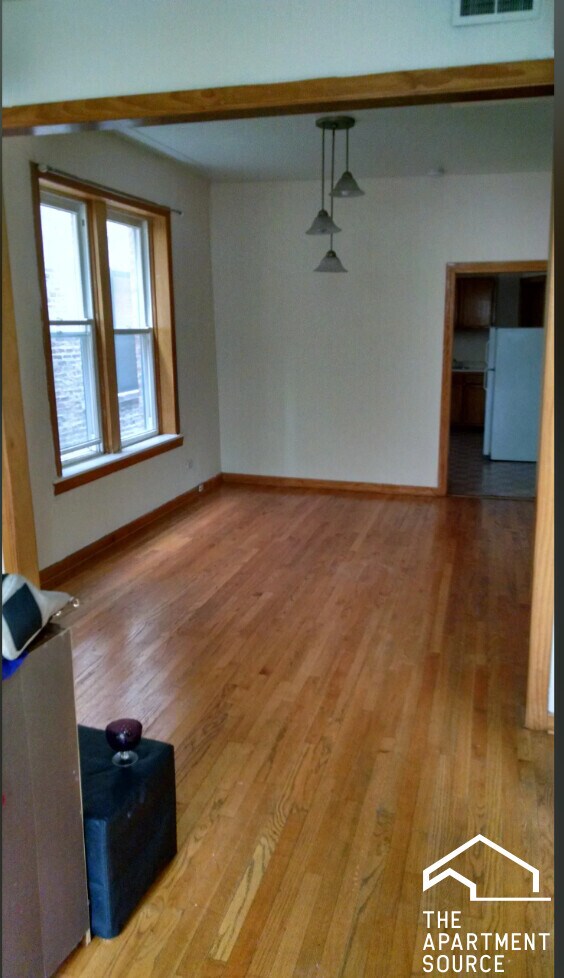 Building Photo - 2140 W Crystal St