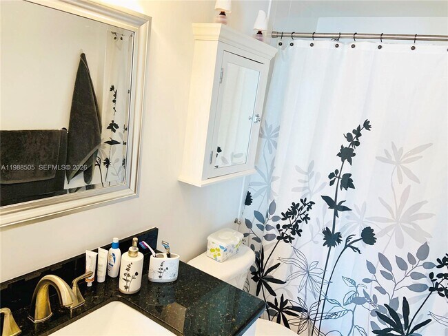 Building Photo - 1250 S Miami Ave