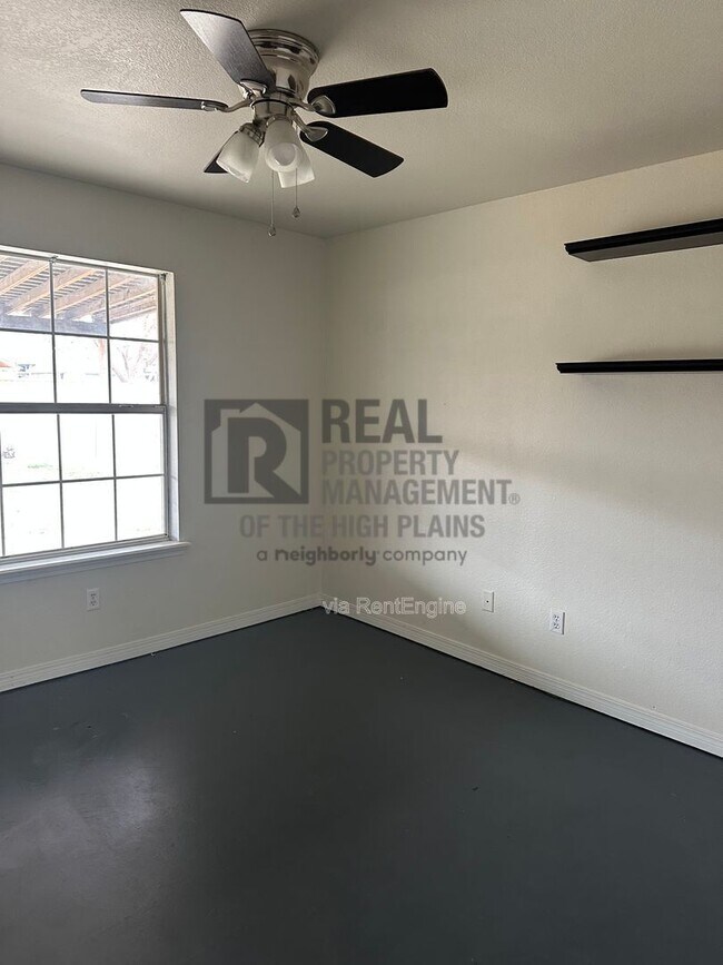 Building Photo - 2513 Stardust Ln