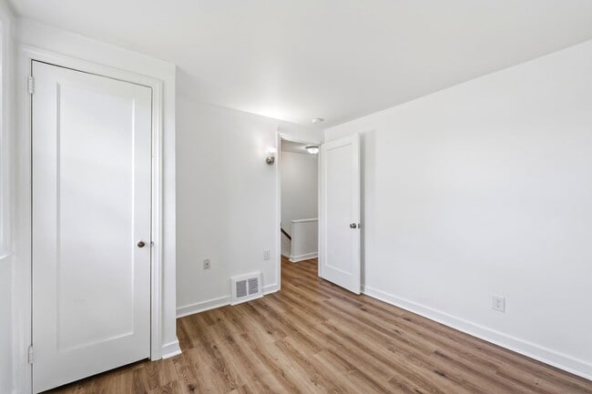 Building Photo - MOVE IN READY!! Freshly Updated 3-Bedroom Home for Rent