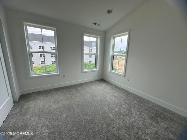 Building Photo - 95 Mustang Dr