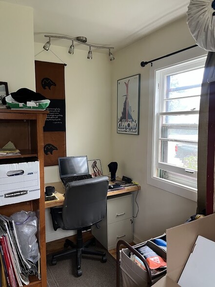 this second bedroom is being used as an office - 624 N Grand Ave