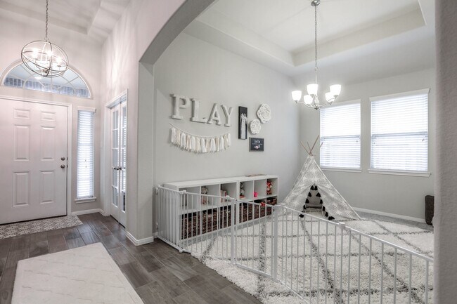Building Photo - 14141 Isle Royal Ln
