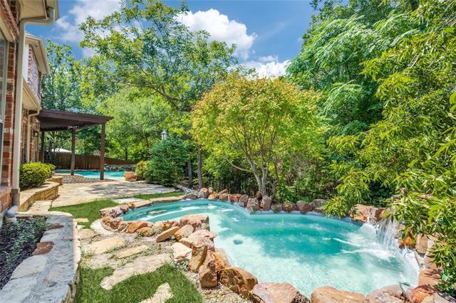 Primary Photo - 804 Shorecrest Dr