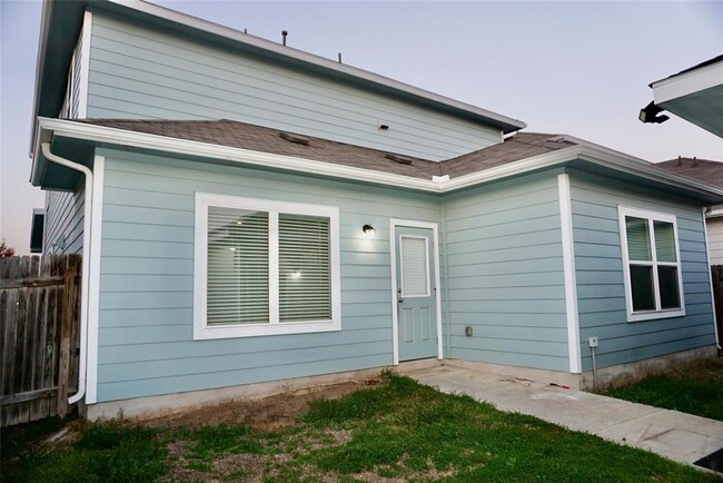 Building Photo - 210 Bent Creek Dr
