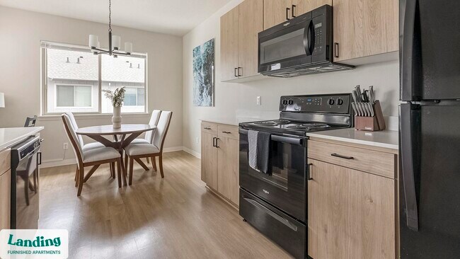 Building Photo - 2145 Molalla Rd