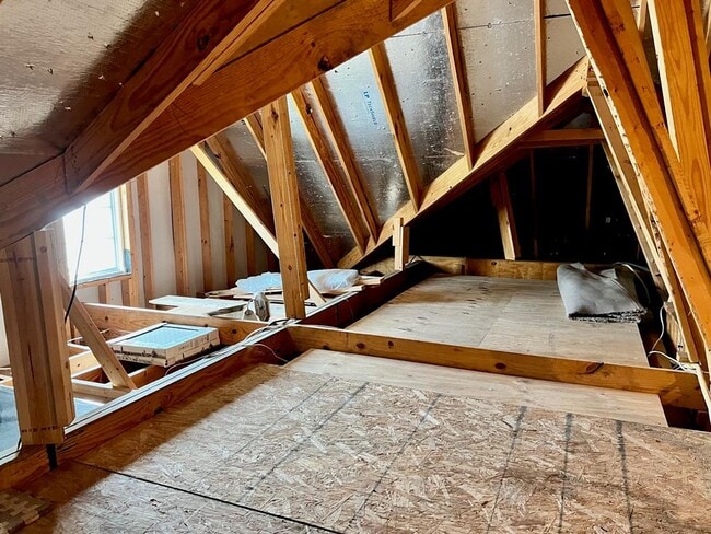 Building Photo - 8712 Vantage Point Dr