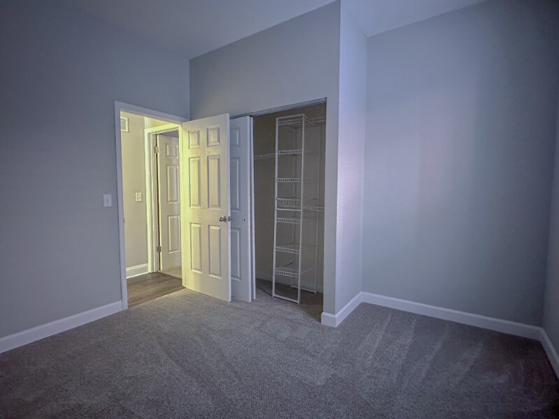 Building Photo - 5157 Waterman Blvd