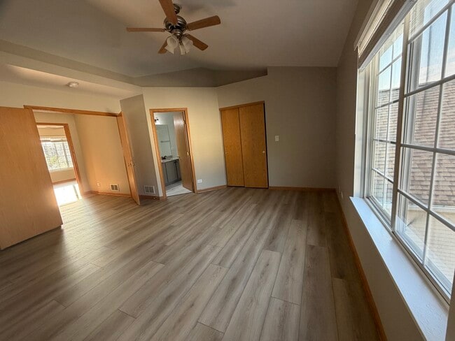 Building Photo - 3467 Ravinia Cir
