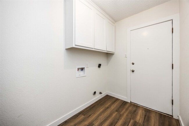 Building Photo - 12418 A Bar Dr