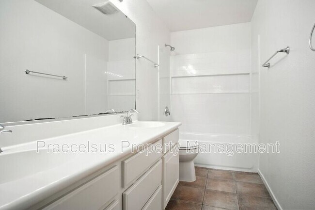 Building Photo - 2809 Red Rock Canyon Rd