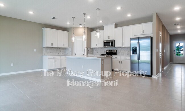 Building Photo - 246 Cherry Elm Dr