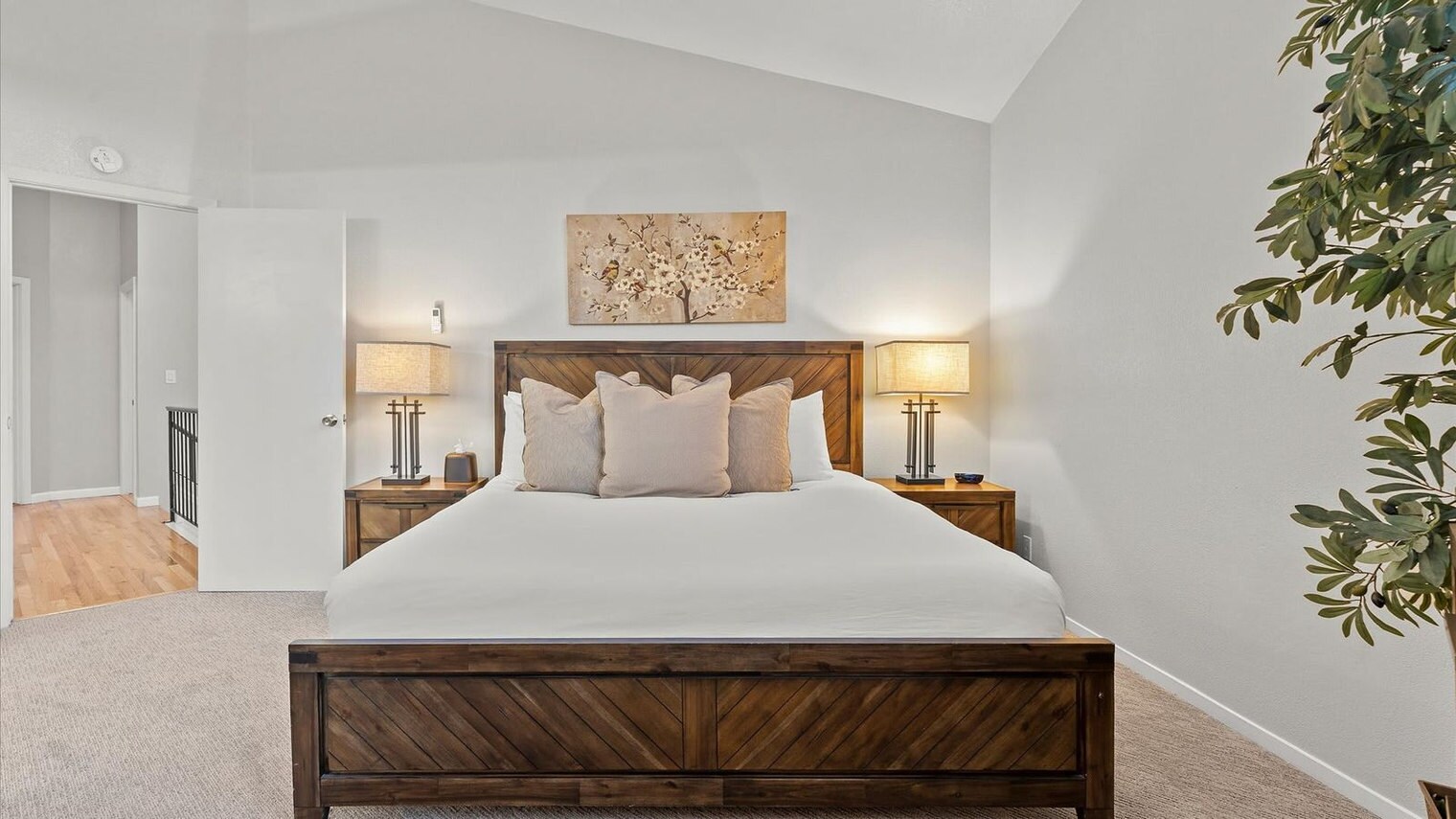 Building Photo - 2301 Sierra Highlands Dr