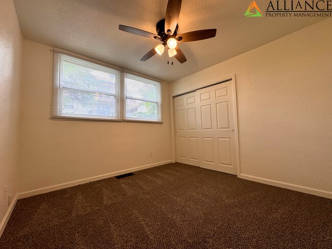 Building Photo - 1510 College Ave