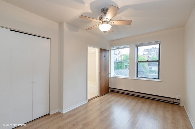 Building Photo - 1504 N Dearborn Pkwy