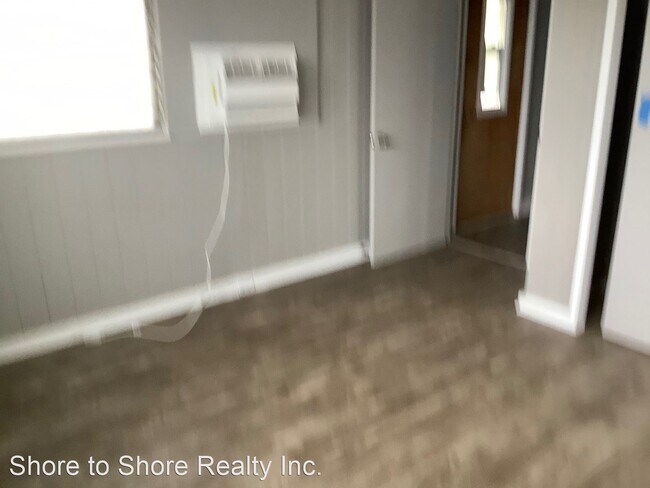 Building Photo - 2160 W Vineyard St