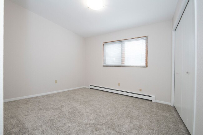 Building Photo - 7721 Mayfair Dr