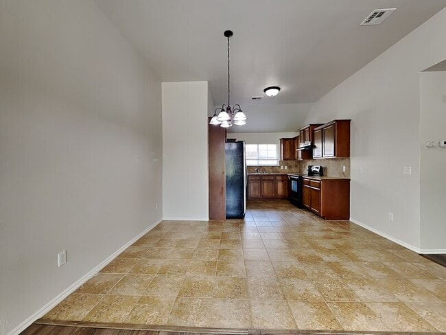 Building Photo - 2165 Robin Ridge Ln
