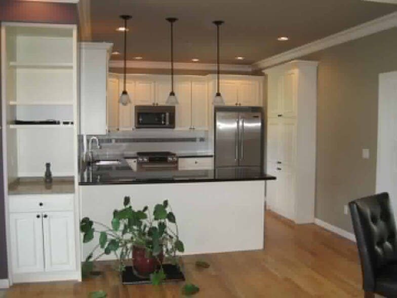 Open Floor plan - 20010 Marine View Dr SW