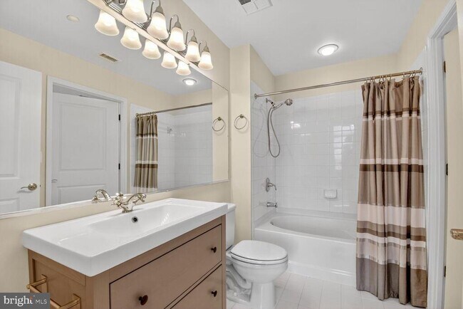 Building Photo - 11700 Old Georgetown Rd