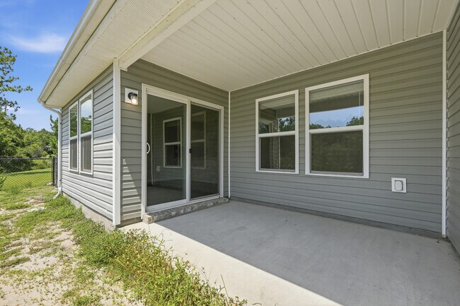 Building Photo - 136 Pfitzer Ct