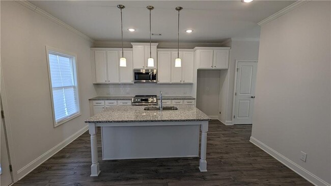 Building Photo - 331 Brookstone Trl