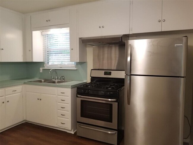Building Photo - 4502 Banbury Bend