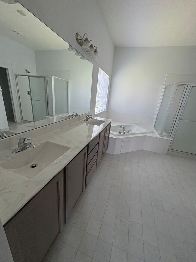 Building Photo - Beautiful 4 beds 3.5 baths in Pickerington