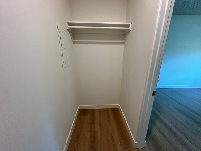 Bedroom 1 Walk-In Closet - 1724 Arizona Ave