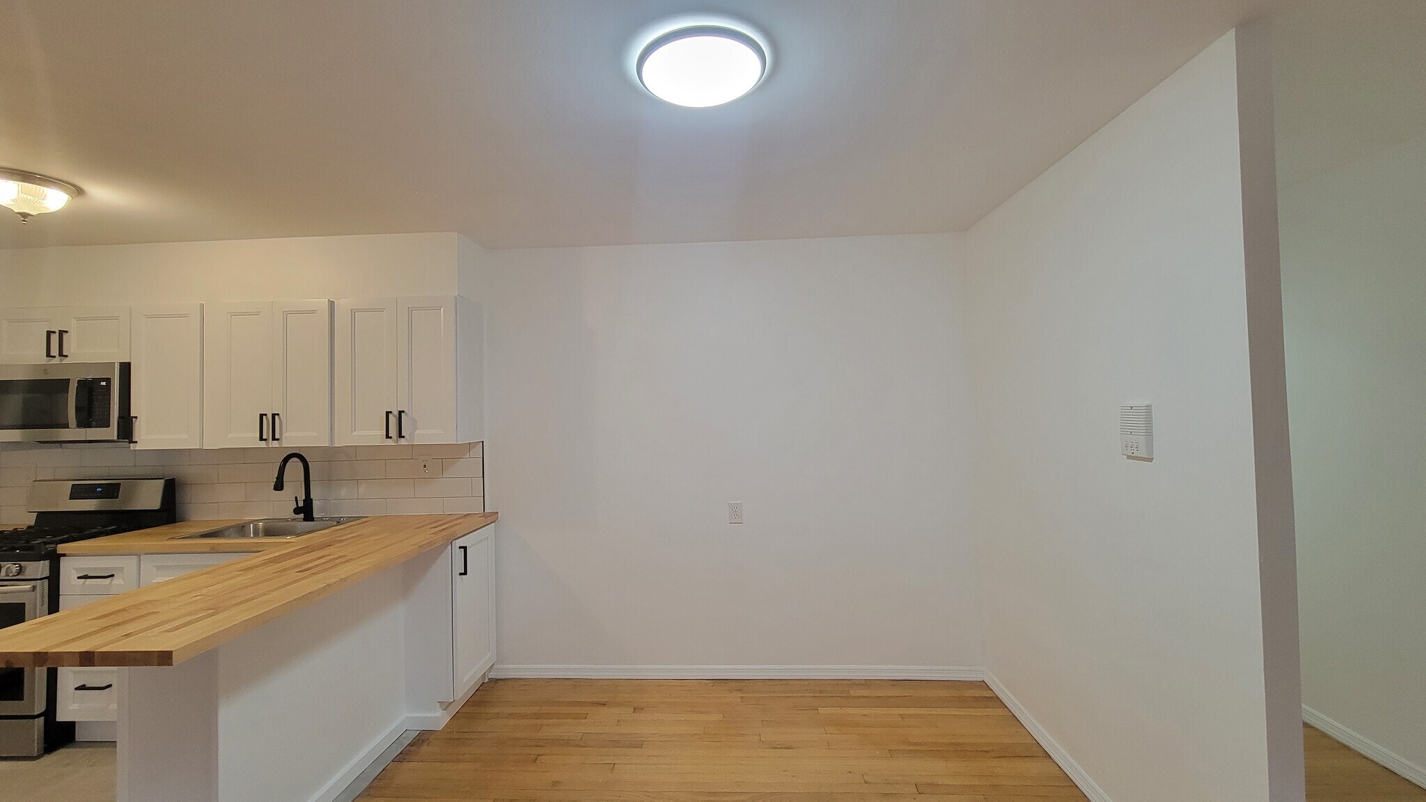 Building Photo - 204 Woodcliff Ave