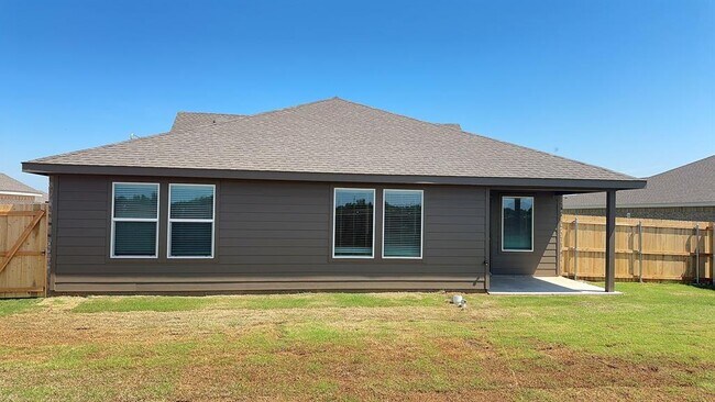 Building Photo - 8320 NW 61st St