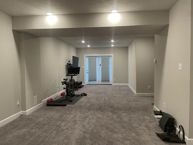 Building Photo - Pine Township/Gibsonia