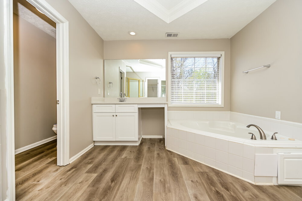 Building Photo - 135 Stratmore Pl