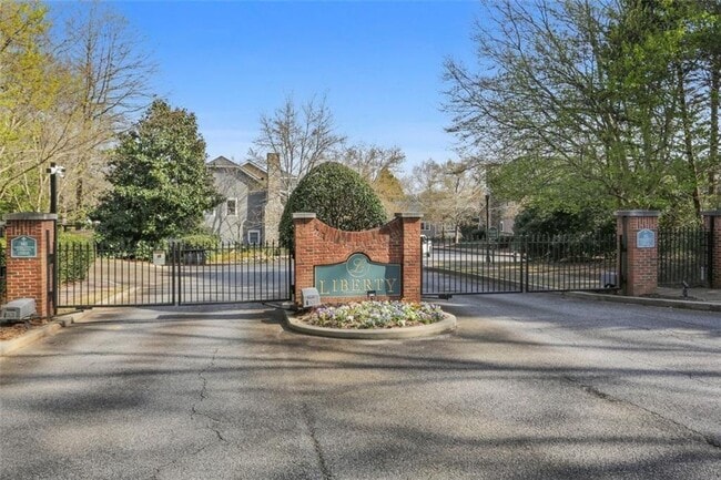 Building Photo - 1510 Liberty Ln