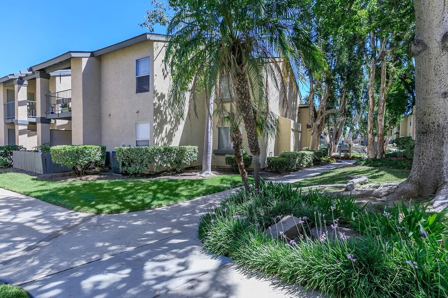 Building Photo - Mountain Creek Apartments