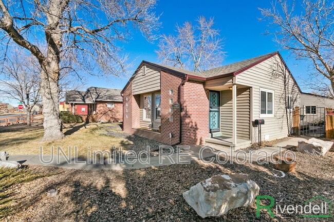 Building Photo - 1980 Willow St