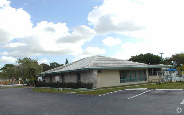 Primary Photo - Pickwick Mobile Home Park