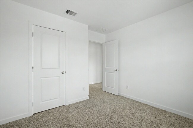 Building Photo - 2629 McHenry Lndg Ln