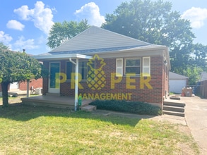 Building Photo - 5036 Pensacola Blvd