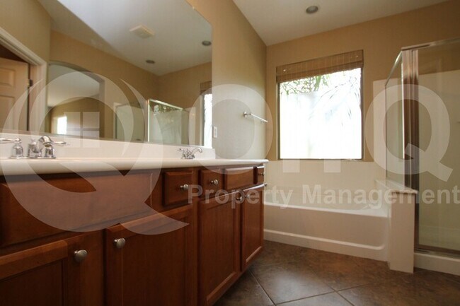 Building Photo - 4059 S Mingus Dr