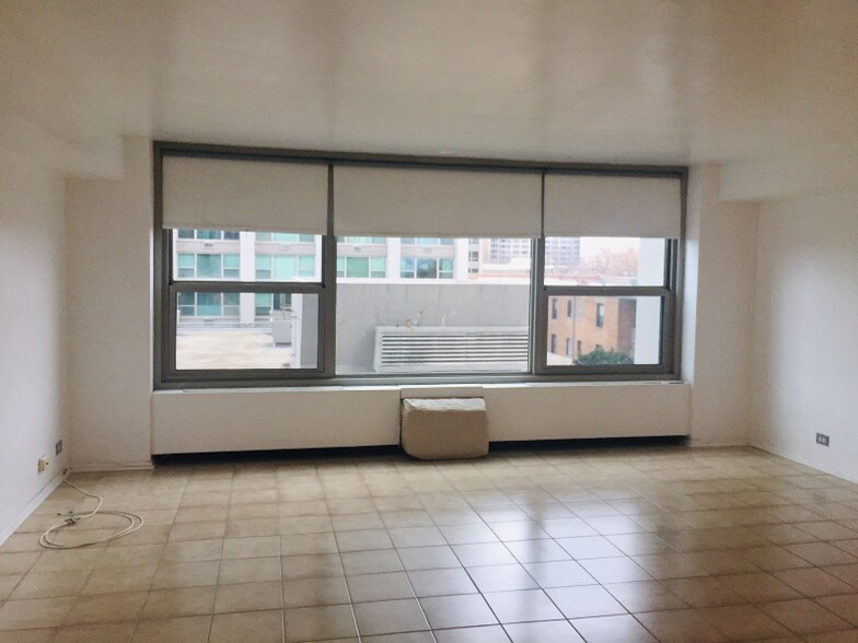 Primary Photo - 3600 N Lake Shore Dr.