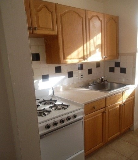 Building Photo - 108 Edgecombe Ave