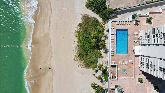 Building Photo - 1370 S Ocean Blvd