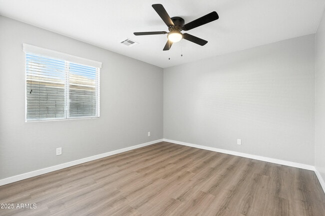 Building Photo - 3735 E Rousay Dr