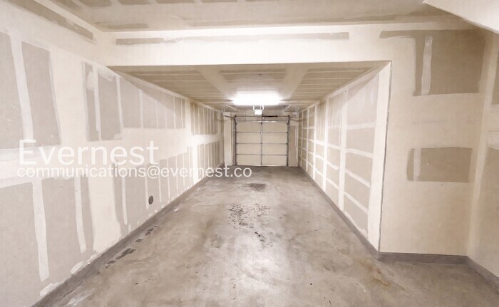 Building Photo - 602 Cedarville Ln