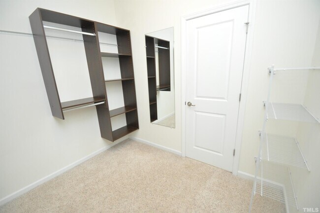 Building Photo - 5405 Cambridgeshire Loop